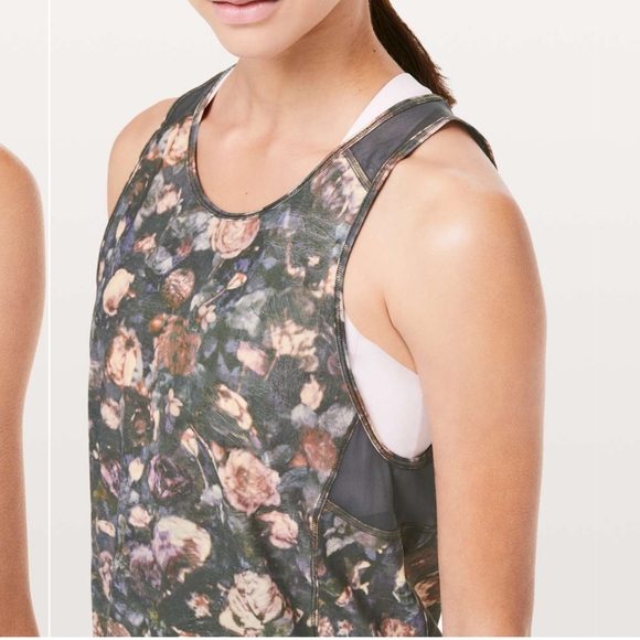 lululemon athletica Tops - Lululemon Frosted Rose Sculpt tank